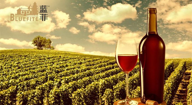 澳洲葡萄酒產業價值450億澳元，中國為澳洲最大海外市場。